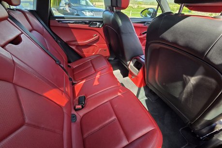 Porsche Macan D S PDK 8