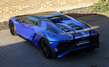 Lamborghini Aventador SV Roadster 34