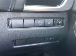 Nissan Qashqai 1.3 Qashqai N-Connecta DiG-T MHEV 5dr 56