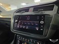 Volkswagen Tiguan 2.0 TDI SEL DSG Euro 6 (s/s) 5dr 36