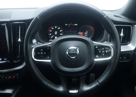 Volvo XC60 2.0 XC60 R-Design T6 Recharge AWD Auto 4WD 5dr 14