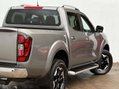 Nissan Navara 2.3 Navara Tekna dCi 4WD 5dr 31