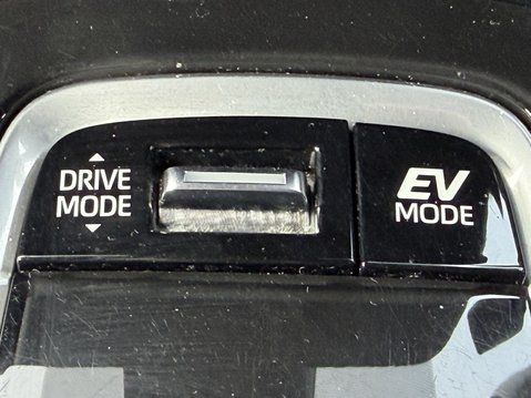 Suzuki Swace 1.8 Hybrid Motion 5dr CVT 28