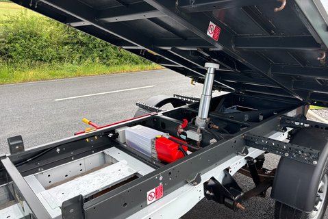 Ford Transit 350 Srw Rwd 130 ps Single Cab Tipper - Air Con 8