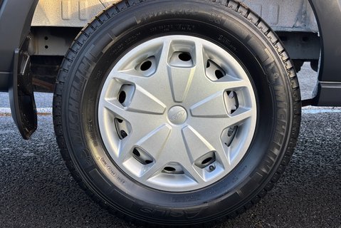 Ford Transit 350 L2 H2 Fwd Panel Van - Air Con / Rear Camera 30