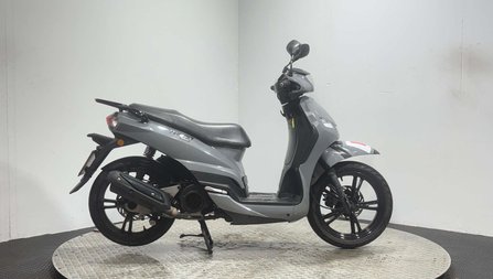 Peugeot Tweet GT 2023 RUNNING PROJECT LEARNER SCOOTER 125CC NEEDS WORK