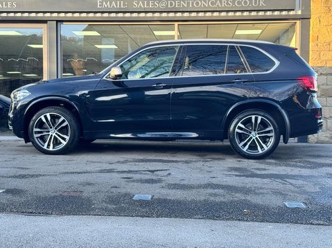BMW X5 M50D 31