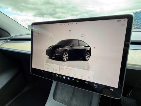 Tesla Model Y (Dual Motor) Long Range SUV 5dr Electric Auto 4WDE (384 bhp) 28