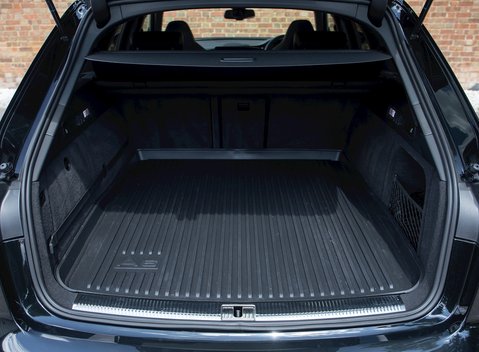 Audi RS6 Avant Performance 31