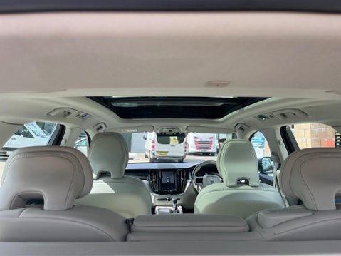 Volvo XC60 2.0 T5 Inscription Pro Auto AWD Euro 6 (s/s) 5dr 7