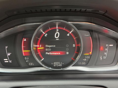 Volvo XC60 2.0 D4 R-Design Nav Auto Euro 6 (s/s) 5dr 74