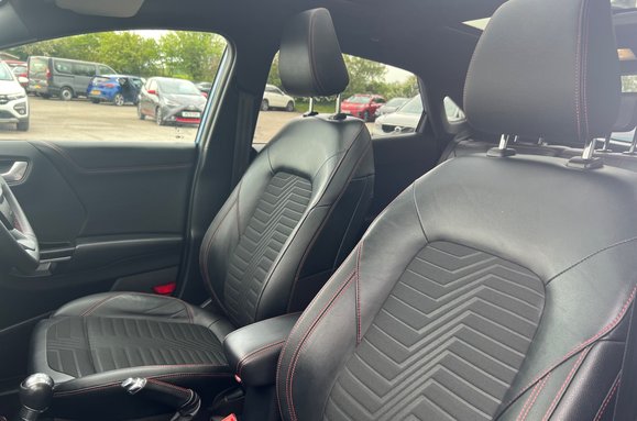 Ford Puma 1.0 ST-LINE X FIRST EDITION PLUS MHEV 27