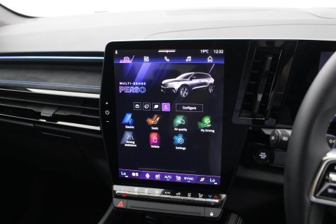 Renault Austral 5dr E-TECH FHEV Techno Esprit Alpine Automatic 19