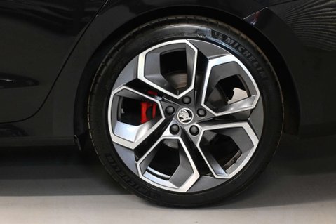 Skoda Octavia 2.0 Octavia vRS TDI Semi-Auto 5dr 26