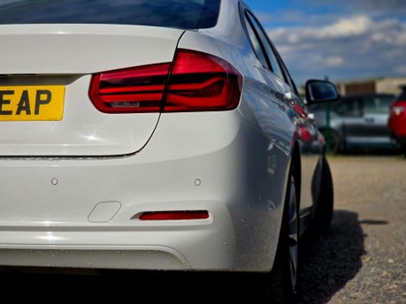 BMW 3 Series 2.0 320i SE Saloon 4dr Petrol Auto Euro 6 (s/s) (184 ps) 50