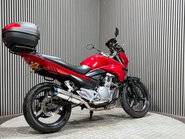 Suzuki Inazuma 250 Naked Petrol Manual (25 ps) 2