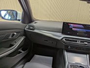 BMW 3 Series 2.0 320i M Sport Auto 4dr 51