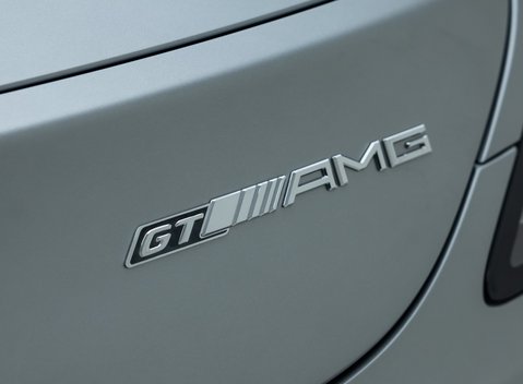 Mercedes-Benz SLS AMG GT 32