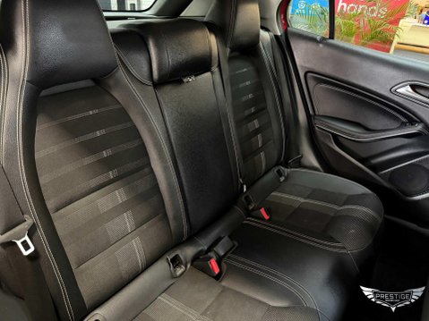 Mercedes-Benz GLA 1.6 GLA180 Urban Edition 7G-DCT Euro 6 (s/s) 5dr 85