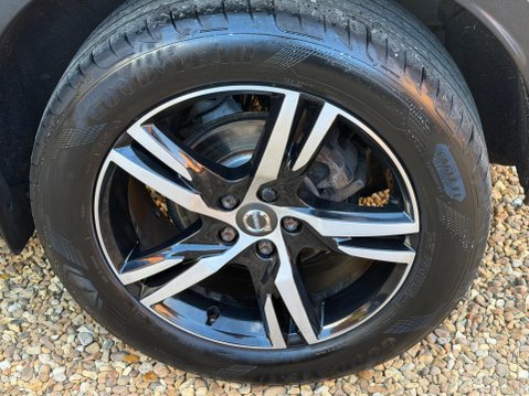 Volvo XC40 2.0 D3 R-Design Euro 6 (s/s) 5dr 15
