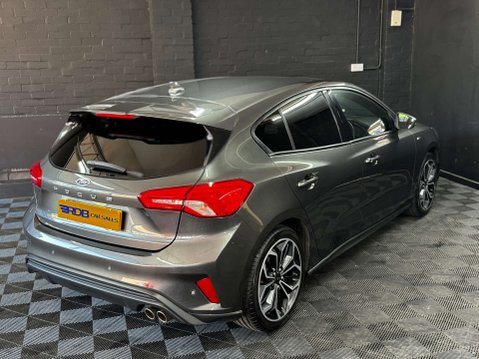 Ford Focus 1.5 Focus ST-Line X 5dr 28