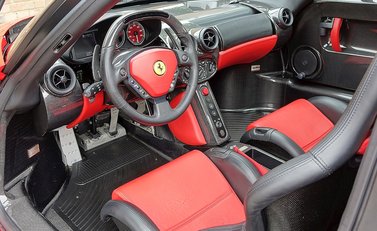 Ferrari Enzo 24