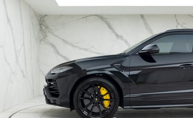 Lamborghini Urus 27