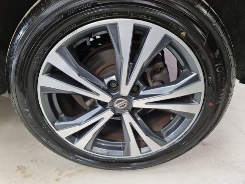 Nissan Qashqai 1.6 DIG-T N-Connecta Euro 6 (s/s) 5dr 44