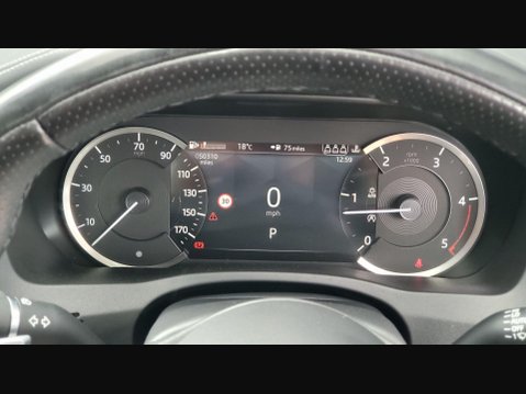 Jaguar XE R-DYNAMIC BLACK MHEV 24