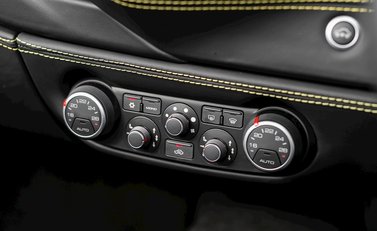 Ferrari 488 Spider 19