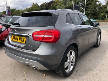 Mercedes-Benz GLA Class GLA220 CDI 4MATIC SE PREMIUM PLUS 70000m Pan Roof Beige Interior 26