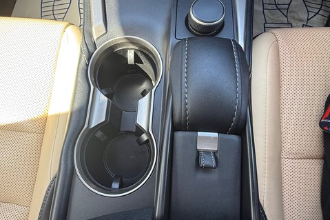 Lexus NX 300H LUXURY - PANORAMIC ROOF -2 OWNERS - 7 LEXUS SERVICES 25
