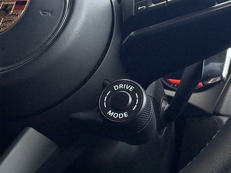 Porsche Macan GTS PDK 57