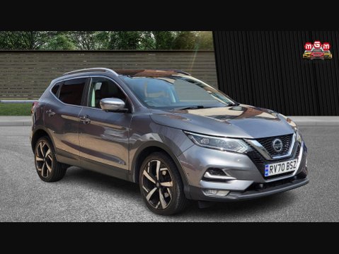 Nissan Qashqai DIG-T TEKNA DCT 15