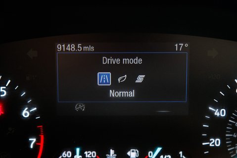 Ford Focus TITANIUM 29