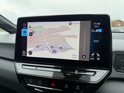 Volkswagen ID.3 Pro Performance 58kWh Life Hatchback 5dr Electric Auto (204 ps) 43