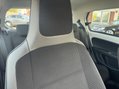 Volkswagen Up 1.0 BlueMotion Tech High up! Euro 5 (s/s) 5dr 22