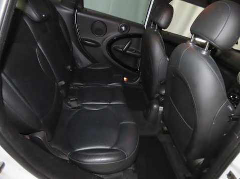 Mini Countryman COOPER D 8