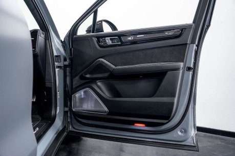 Porsche Cayenne 4.0T V8 Turbo GT Coupe 5dr Petrol TiptronicS 4WD Euro 6 (s/s) (640 ps) 24