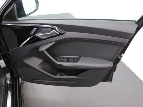 Audi A1 1.0 TFSI 30 S line Sportback Euro 6 (s/s) 5dr 20