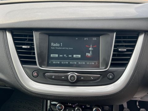 Vauxhall Grandland X 1.2 Turbo SE Euro 6 (s/s) 5dr 33