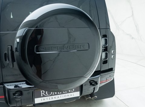 Land Rover Defender 90 V8 P525 25