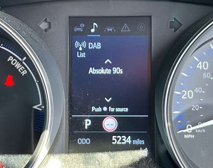Toyota C-HR 1.8 C-HR Icon HEV CVT 5dr 27