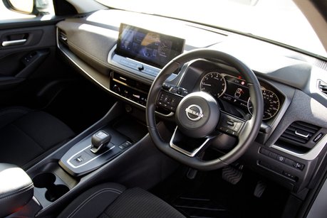 Nissan Qashqai DIG-T ACENTA PREMIUM XTRONIC