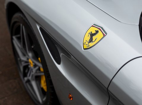 Ferrari California T 28