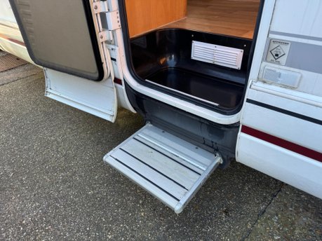 Swift Kon-Tiki 645 6 Berth 2.8 Fiat 25