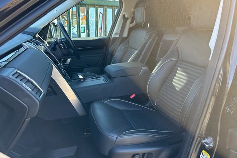 Land Rover Discovery D300 HSE Mhev Panel Van - Full LR Service History 3