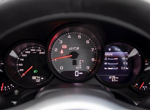 Porsche 911 (991) Carrera GTS 17