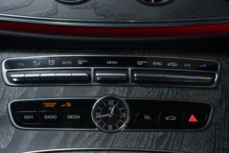 Mercedes-Benz CLS 2.9 CLS350d AMG Line (Premium Plus) Coupe 4dr Diesel G-Tronic 4MATIC Euro 6 31