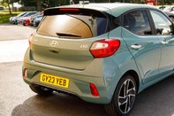 Hyundai i10 MPI PREMIUM 8